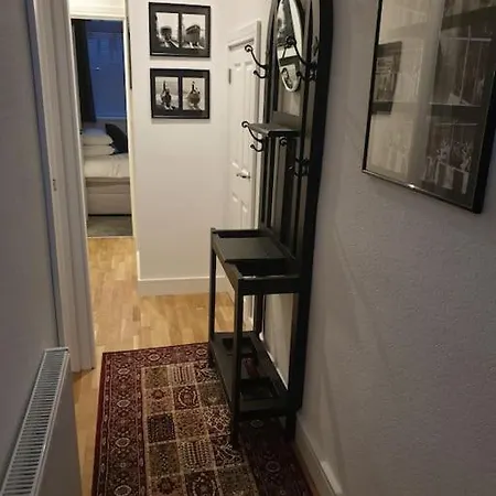 Stylish Ground Floor 2 Bedroomed Apartment.